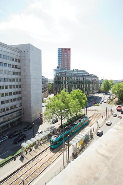 Hotel Tourist Frankfurt am Main Zimmer foto